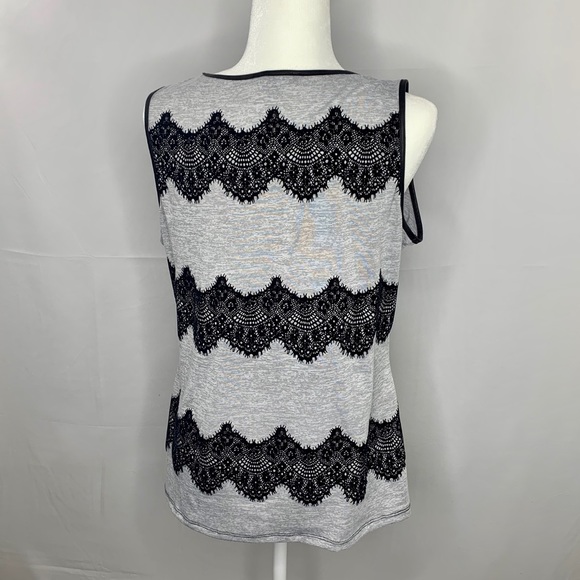 Roz & Ali Large Sleeveless Blouse - Picture 6 of 6